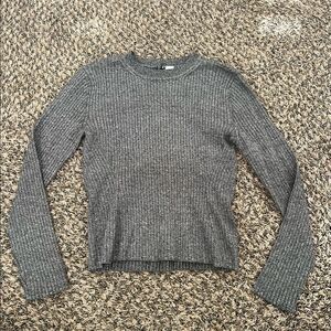 Divided H&M grey tee shirt long sleeve size medium women’s soft fall J276